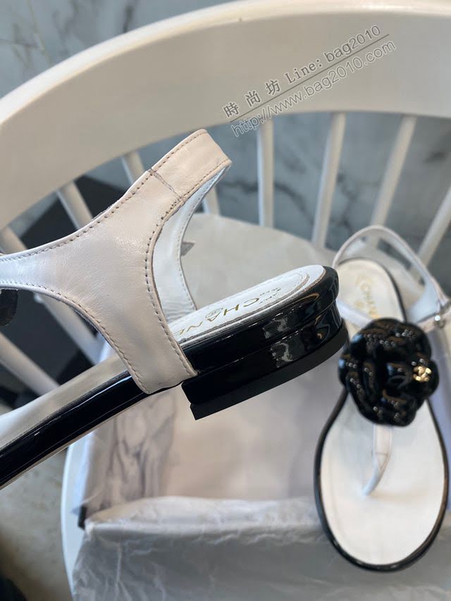 Chanel女鞋 香奈兒經典新款 真皮底 香奈兒羊皮山茶花涼鞋  naq1288